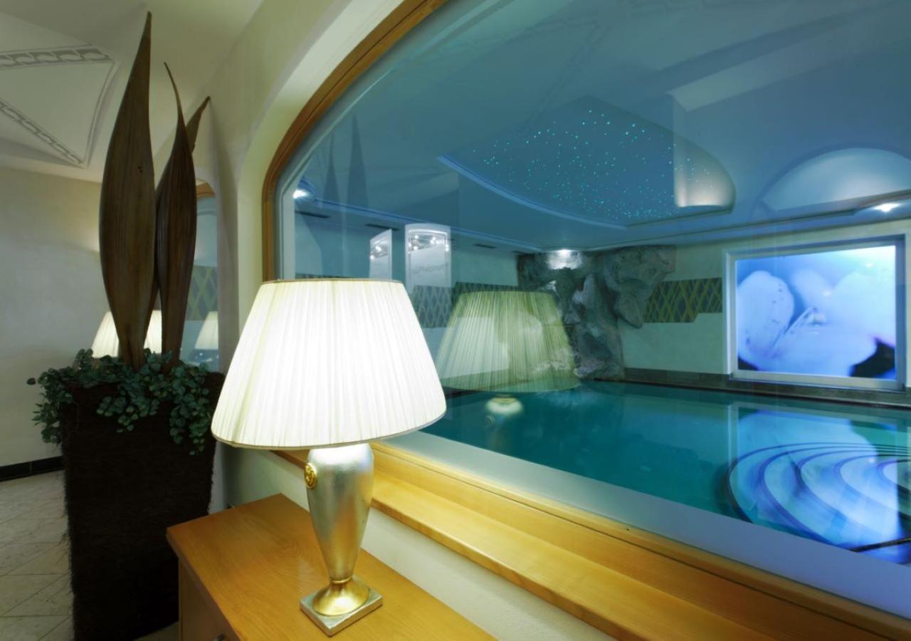 Residence Hotel Alpinum Кампо-Турес Экстерьер фото